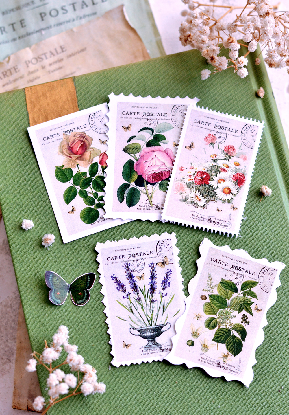 DIY Vintage Postage Stamps - bydreamsfactory.com #DIY #vintage #shabbychic #crafts #DIYpaper 