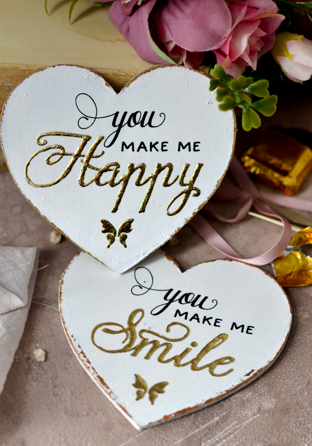 These gold hearts with love messages can be personalized with something meaningful to you and will make the perfect gifts for Valentine's day!