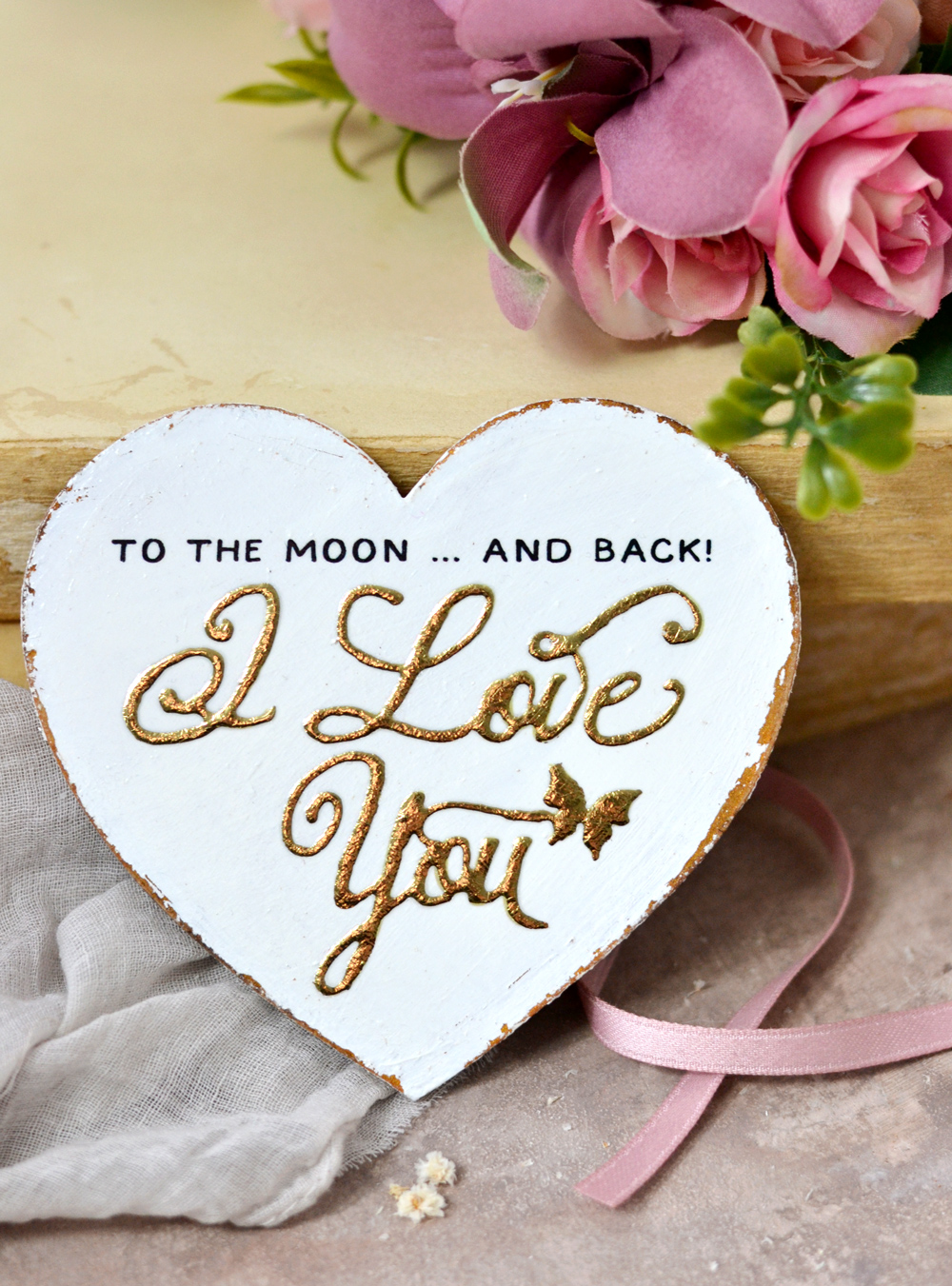 These gold hearts with love messages can be personalized with something meaningful to you and will make the perfect gifts for Valentine's day!