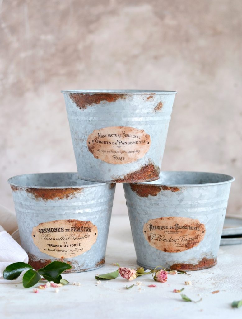DIY Faux Rusted Zinc Pots using a secret ingredient! Dreams Factory